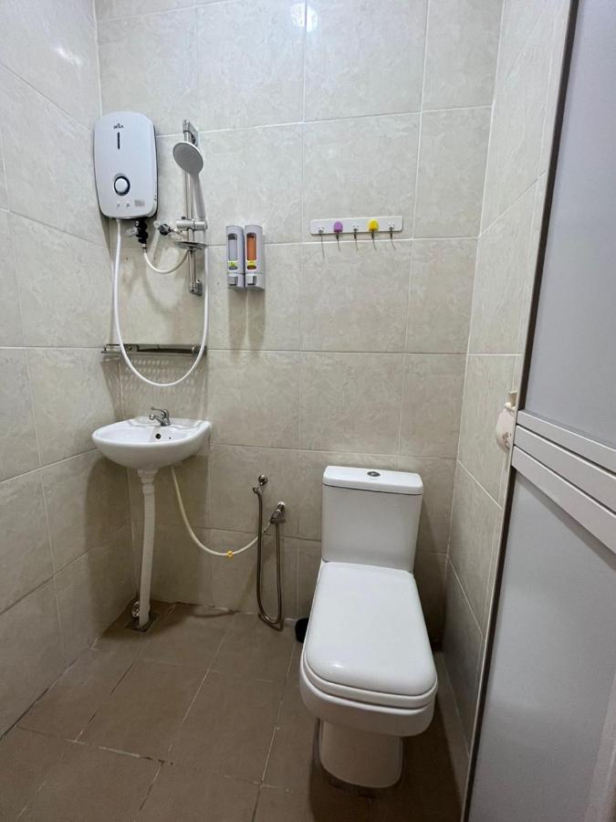 Sungai Ujong Home Stay Τζωρτζ Τάουν Εξωτερικό φωτογραφία