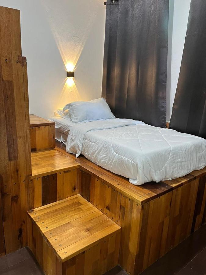 Sungai Ujong Home Stay Τζωρτζ Τάουν Εξωτερικό φωτογραφία